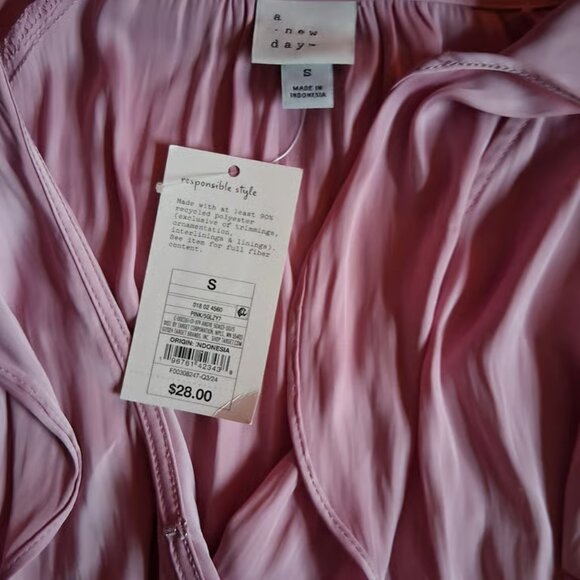 A New Day Pink Ruffle Wrap V Neck Blouse size S - Picture 4 of 6